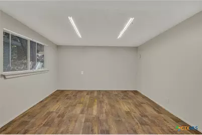 151 Deer Lane, New Braunfels, TX 78130 - Photo 13