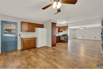 151 Deer Lane, New Braunfels, TX 78130 - Photo 11