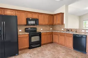 2131 Echo Hills Dr, New Braunfels, TX 78130 - Photo 5