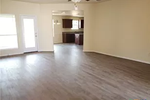 704 Liberty Valley Dr, Belton, TX 76513 - Photo 7
