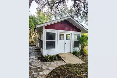 124 Creekview Drive, Canyon Lake, TX 78133 - Photo 11