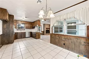 484 Thompson Rd, Troy, TX 76579 - Photo 7