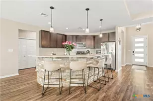 106 Montalcino Ct, Victoria, TX 77904 - Photo 9