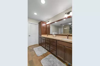 101 Gabbiano Court, Victoria, TX 77904 - Photo 21