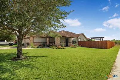 101 Gabbiano Court, Victoria, TX 77904 - Photo 35