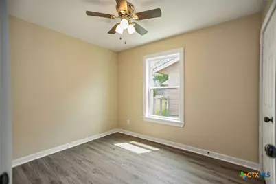 526 Fairmont Street, Port Lavaca, TX 77979 - Photo 15