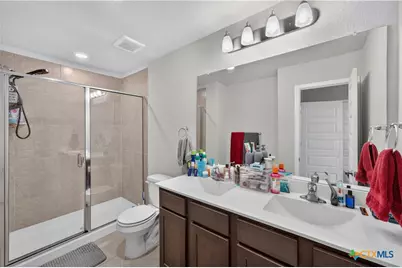 2536 Hiddenbrooke Trace, Seguin, TX 78155 - Photo 17