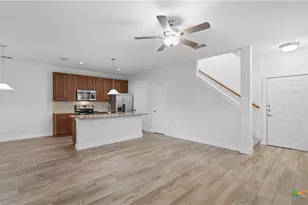 727 Gristmill Dr, New Braunfels, TX 78130 - Photo 5