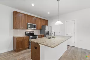 727 Gristmill Dr, New Braunfels, TX 78130 - Photo 9