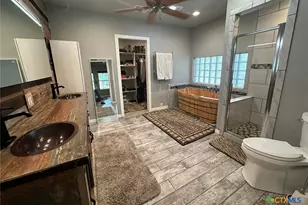 509 Reiley Rd, Seguin, TX 78155 - Photo 17