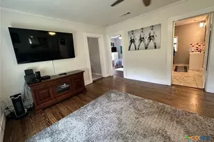 509 Reiley Rd, Seguin, TX 78155 - Photo 11