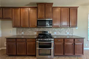 212 Oak Creek Way, New Braunfels, TX 78130 - Photo 7