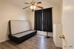 203 Knight Ln, Waco, TX 76705 - Photo 9