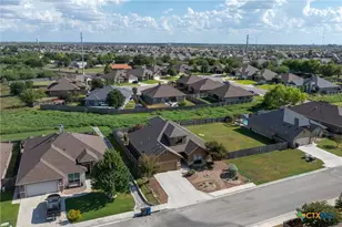 1635 Sun Bay Dr, New Braunfels, TX 78130 - Photo 3