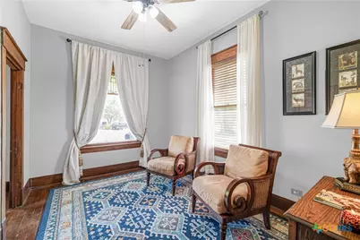 612 W Grand Avenue, Yoakum, TX 77995 - Photo 9