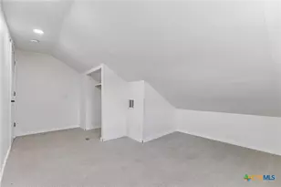 223 NW Front St, Bartlett, TX 76511 - Photo 31