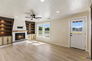 223 NW Front St, Bartlett, TX 76511 - Photo 7