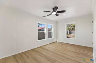223 NW Front St, Bartlett, TX 76511 - Photo 15