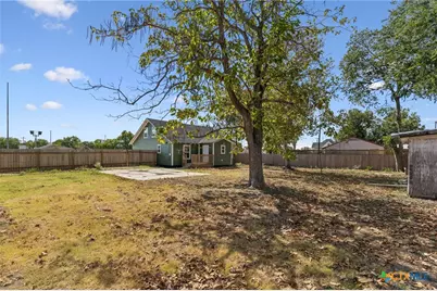 223 NW Front St., Bartlett, TX 76511 - Photo 33