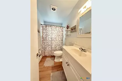 406 E Tres Palacios Avenue, Palacios, TX 77465 - Photo 21