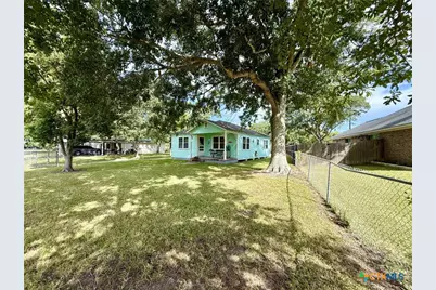 406 E Tres Palacios Avenue, Palacios, TX 77465 - Photo 41