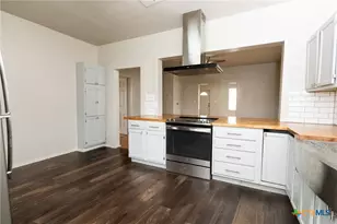 905 N 9th St, Temple, TX 76501 - Photo 13