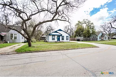 905 N 9th Street, Temple, TX 76501 - Photo 5