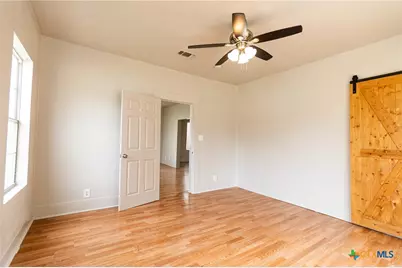 905 N 9th Street, Temple, TX 76501 - Photo 19