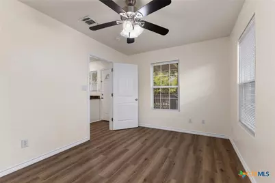 2018 Katy Street, New Braunfels, TX 78130 - Photo 25