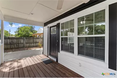 2018 Katy Street, New Braunfels, TX 78130 - Photo 5