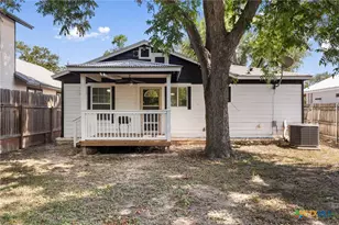 2018 Katy St, New Braunfels, TX 78130 - Photo 31