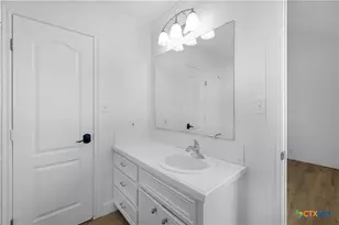 301 Trentwood Cir, Victoria, TX 77901 - Photo 25