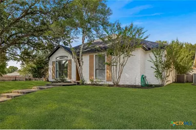 301 Trentwood Circle, Victoria, TX 77901 - Photo 3