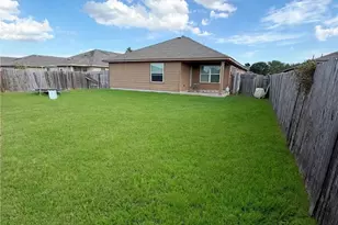 1619 Wedgewood Trl, Lockhart, TX 78644 - Photo 5