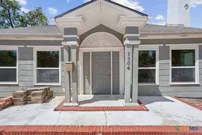 1304 N 3rd Street #M, Temple, TX 76501 - Photo 3