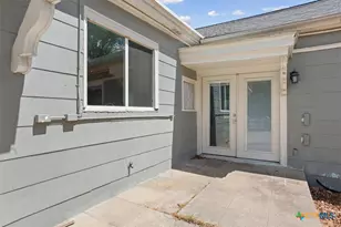 1304 N 3rd St, Temple, TX 76501 - Photo 29