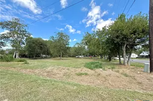 220 Fm-1686, Telferner, TX 77988 - Photo 25