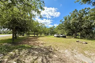 220 Fm-1686, Telferner, TX 77988 - Photo 23