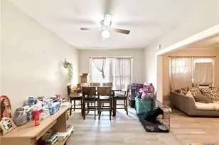 220 Fm-1686, Telferner, TX 77988 - Photo 7