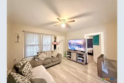220 Fm-1686, Telferner, TX 77988 - Photo 3