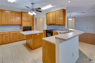 192 Huron St, Victoria, TX 77905 - Photo 21