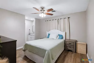 204 Timberlane, Victoria, TX 77901 - Photo 15