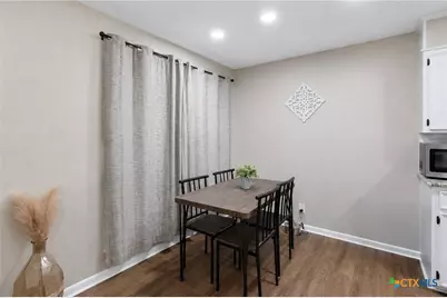 204 Timberlane, Victoria, TX 77901 - Photo 7