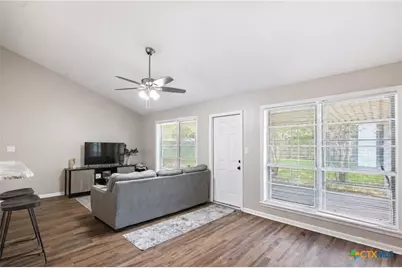 204 Timberlane, Victoria, TX 77901 - Photo 13