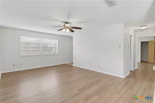 16615 FM725, Seguin, TX 78155 - Photo 27