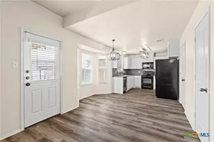 2602 Coal Oil Dr, Killeen, TX 76549 - Photo 9