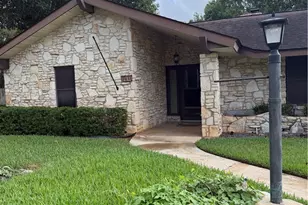 212 S 4th St, Stockdale, TX 78160 - Photo 3