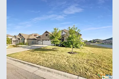 4702 Guildford Drive, Belton, TX 76513 - Photo 3