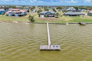 1440 W Bayshore Dr, Palacios, TX 77465 - Photo 45