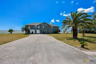 1440 W Bayshore Dr, Palacios, TX 77465 - Photo 5